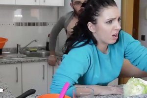 Sexo gratis Cocinando su polla dentro de su cono